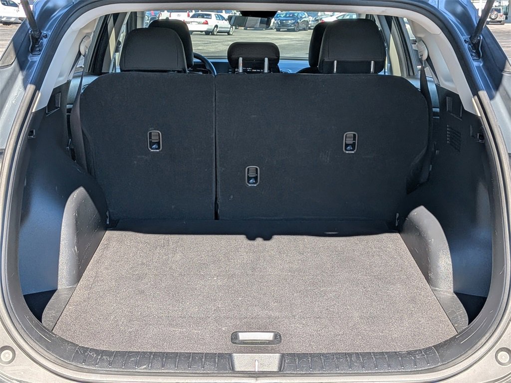 Used 2024 Kia Sportage LX image 9