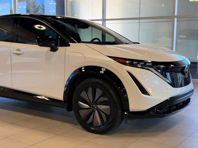 Used 2023 Nissan Ariya AWD image 5