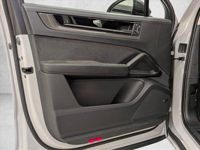 Used 2025 Porsche Cayenne GTS image 13