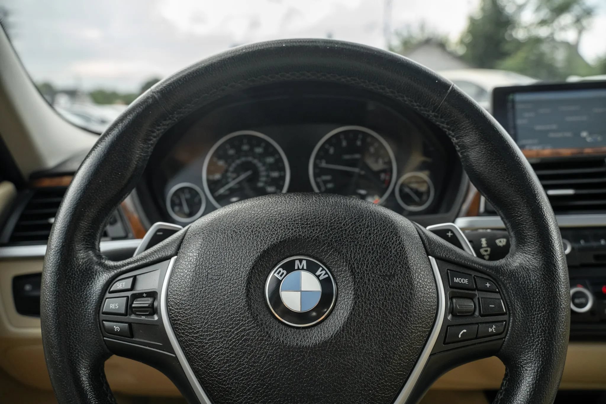 Used 2014 BMW 328i xDrive Wagon AWD/4WD image 22