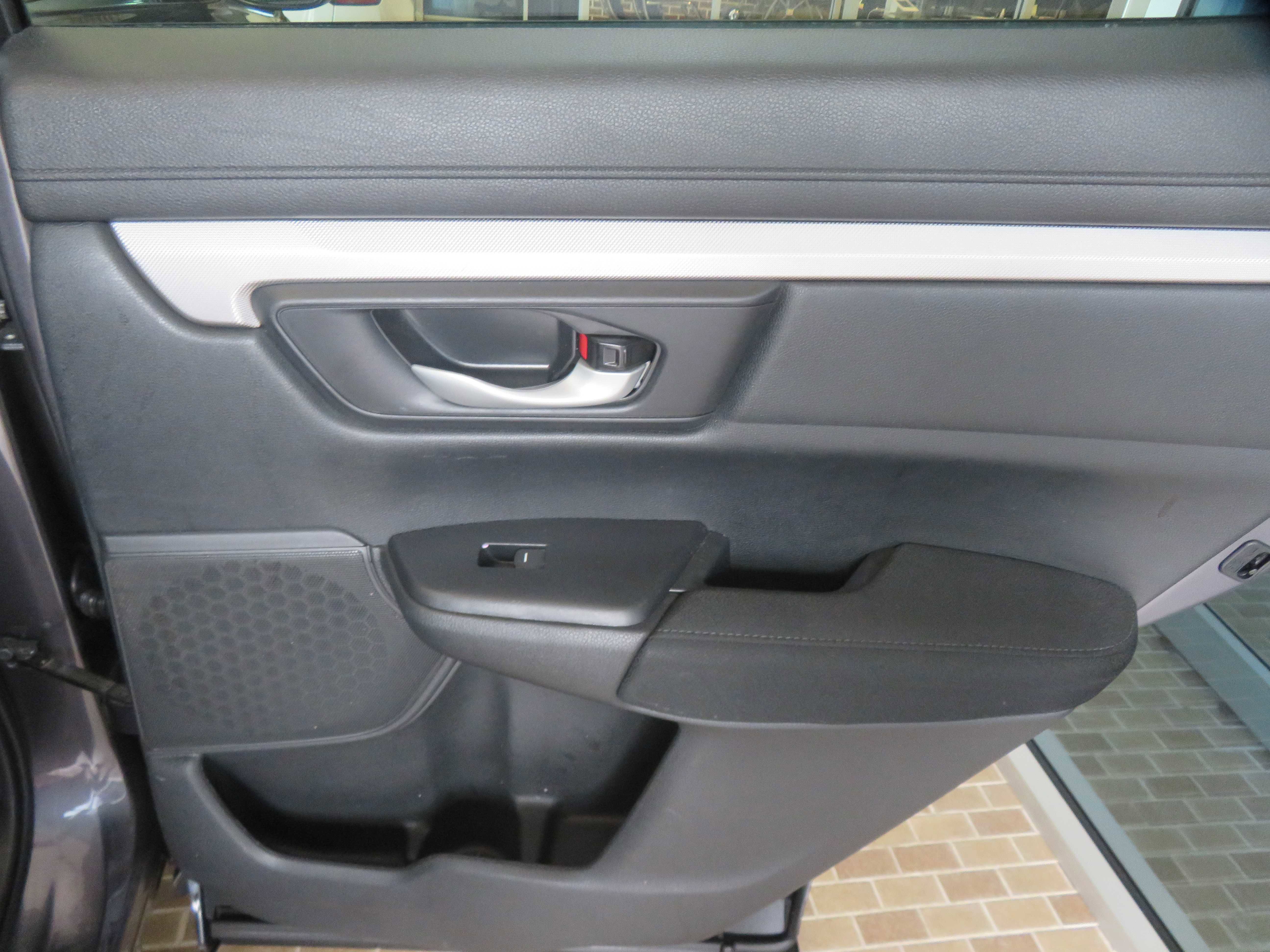 Used 2018 Honda CR-V LX image 26