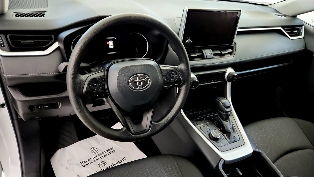 Certified 2025 Toyota RAV4 XLE AWD/4WD image 24