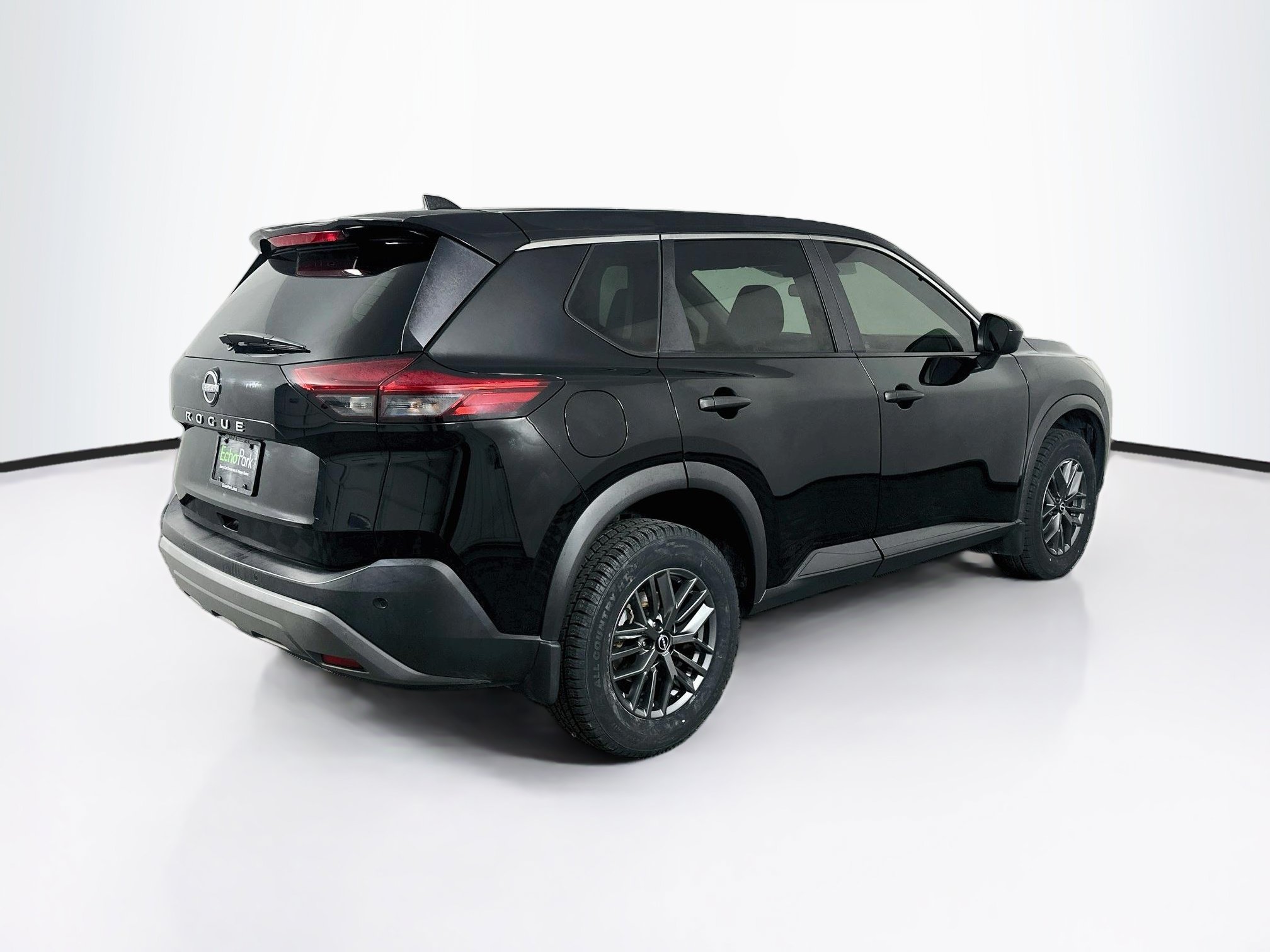 Used 2023 Nissan Rogue S FWD image 9