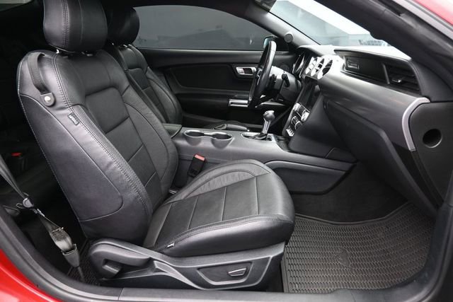 Used 2022 Ford Mustang GT w/ Equipment Group 301A RWD image 32