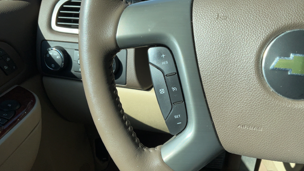 Certified 2012 Chevrolet Silverado 1500 LTZ w/ LPO, Deluxe Chrome Package AWD/4WD image 32