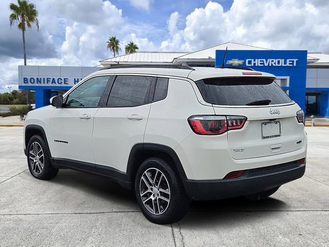 Used 2020 Jeep Compass Latitude image 3