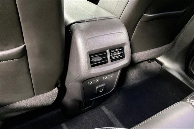 Used 2019 Chevrolet Equinox Premier image 11