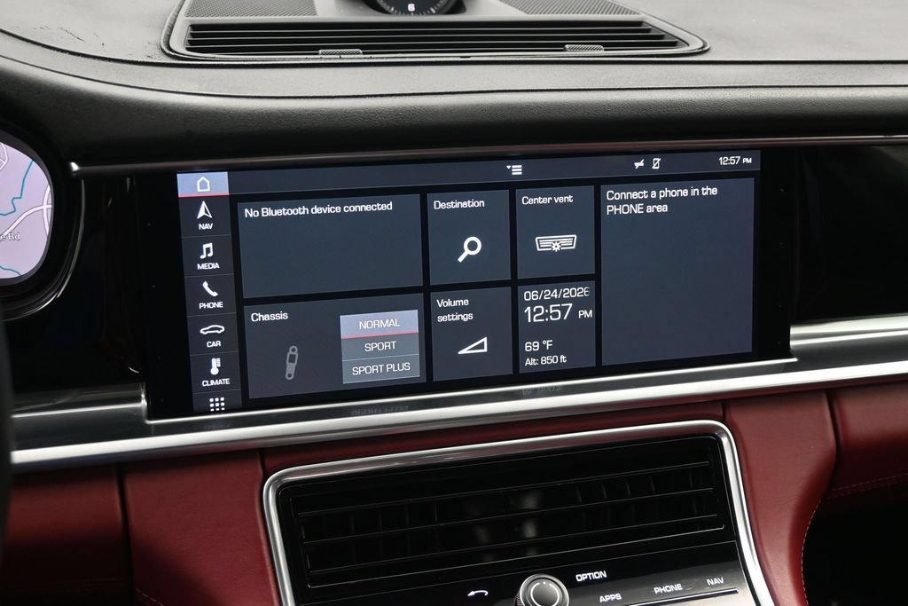Used 2019 Porsche Panamera 4 AWD/4WD image 18