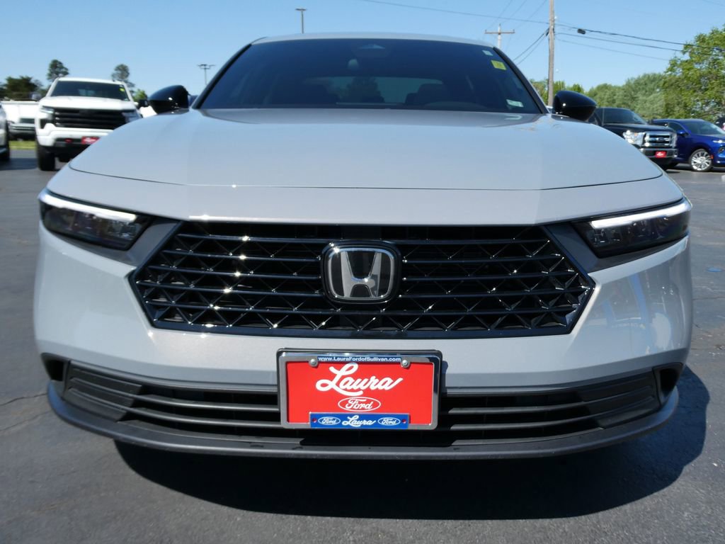 Used 2025 Honda Accord Sport image 8