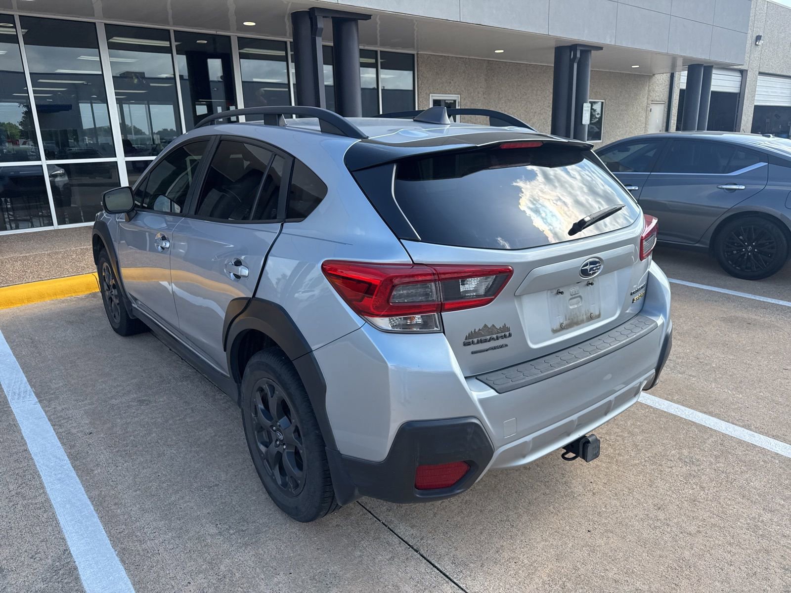 Used 2021 Subaru Crosstrek 2.5i Sport w/ Moonroof Package image 3