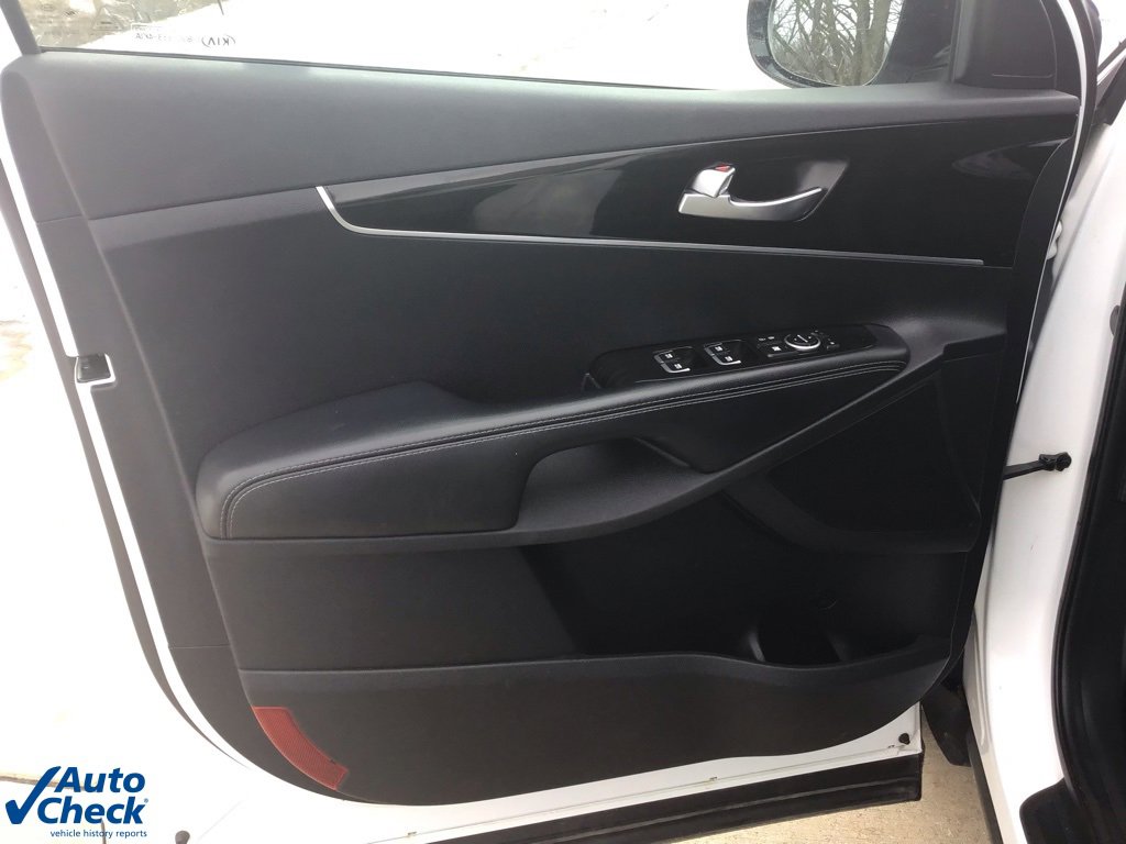 Used 2020 Kia Sorento LX image 26