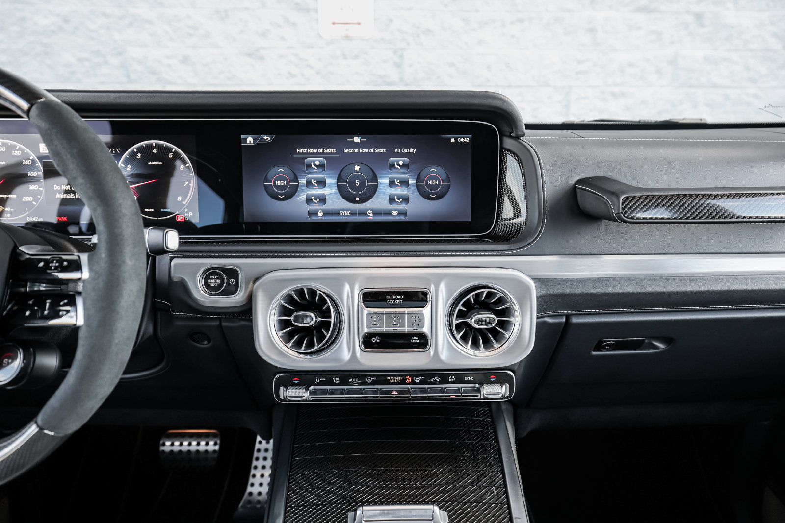 Used 2026 Mercedes-Benz G 63 AMG 4MATIC image 33