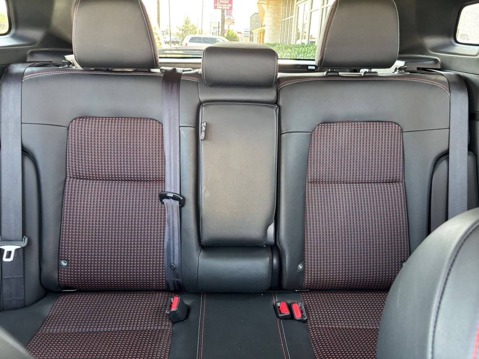 Used 2026 Nissan Kicks SR AWD/4WD image 32
