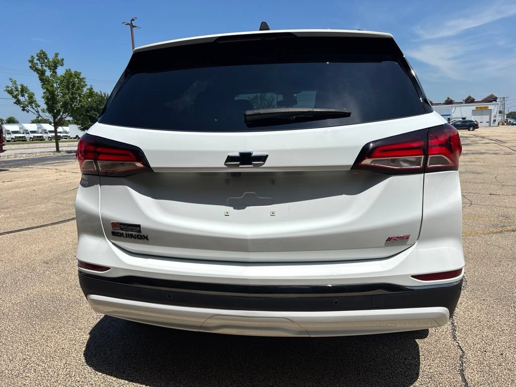 Used 2023 Chevrolet Equinox RS w/ LPO, Floor Liner Package FWD image 6