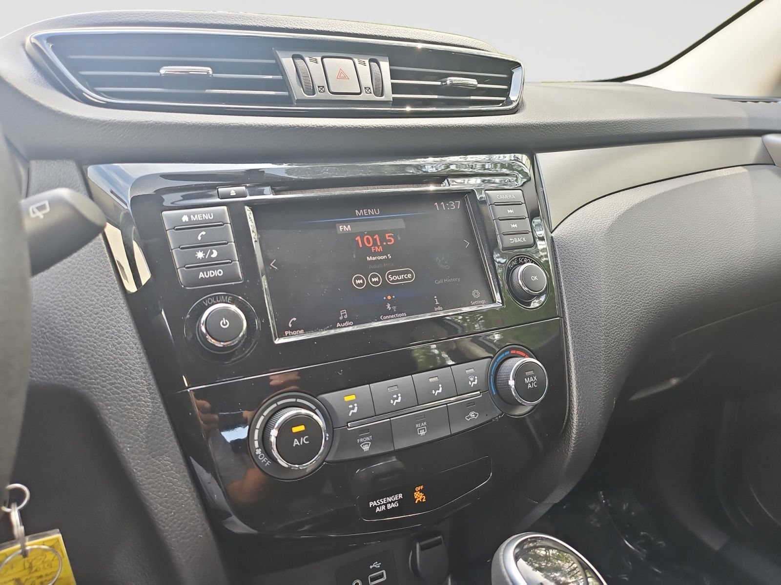 Used 2019 Nissan Rogue Sport S w/ Appearance Package AWD/4WD image 26