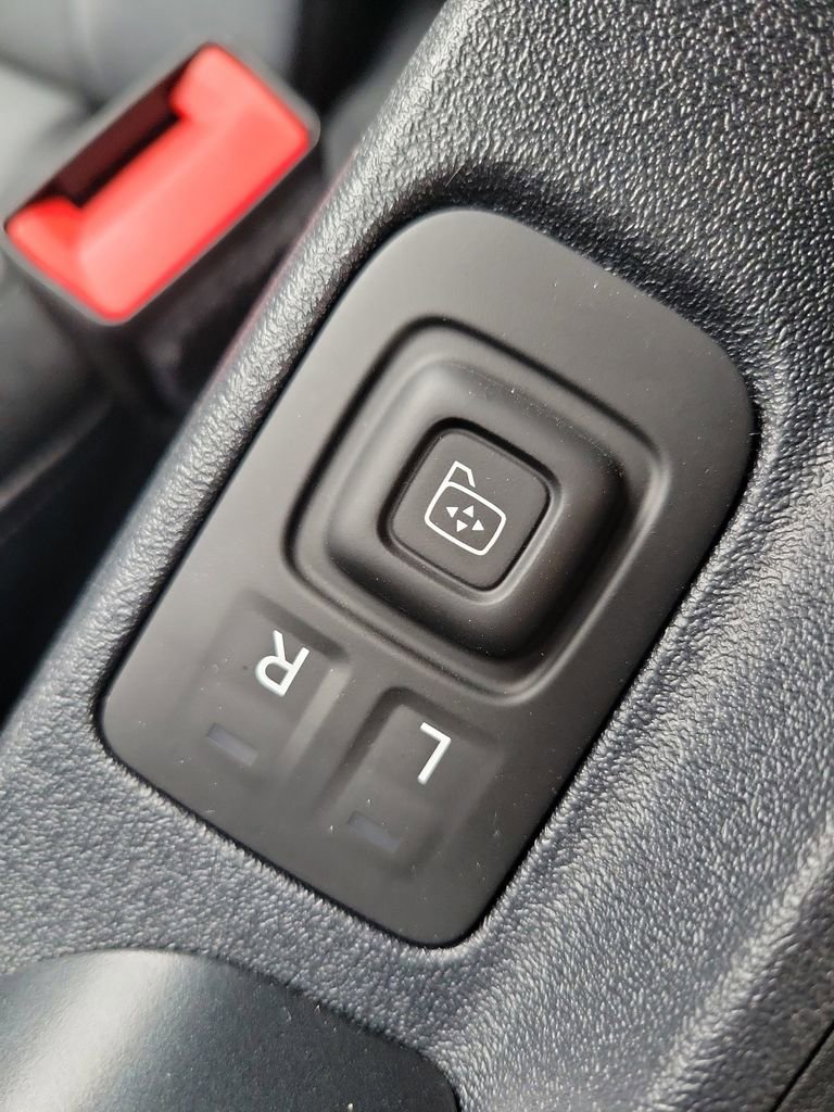 Used 2024 Ford Bronco Everglades image 31