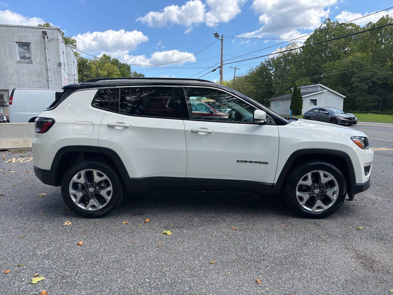 Used 2021 Jeep Compass Limited w/ Sun and Sound Group AWD/4WD image 10
