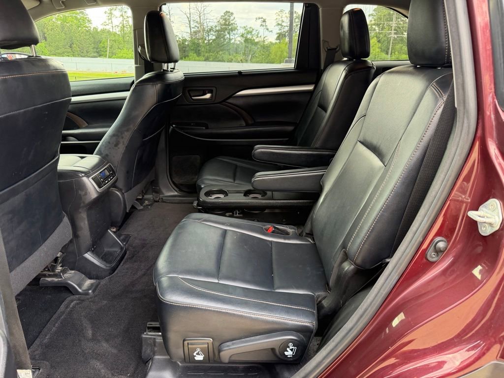Used 2018 Toyota Highlander FWD V6 image 13