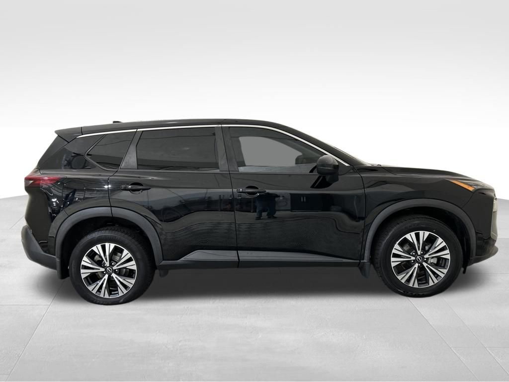 Used 2022 Nissan Rogue SV FWD image 7