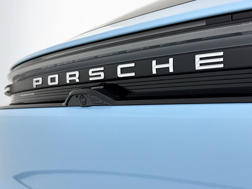 New 2026 Porsche Macan Electric image 35