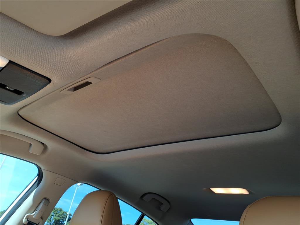 Used 2024 Nissan Sentra SV w/ SV Premium Package FWD image 23