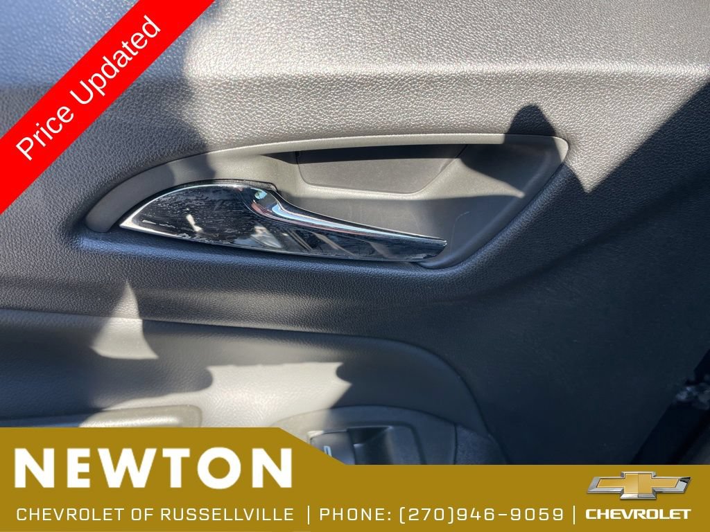 Used 2024 Chevrolet Equinox LT w/ LPO, Floor Liner Package FWD image 37