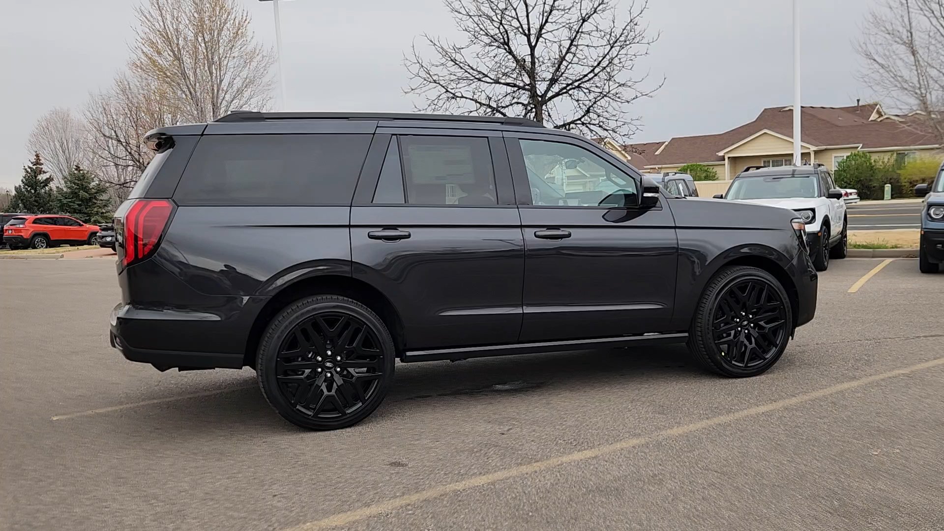 New 2026 Ford Expedition Platinum w/ Stealth Performance Package AWD/4WD image 12