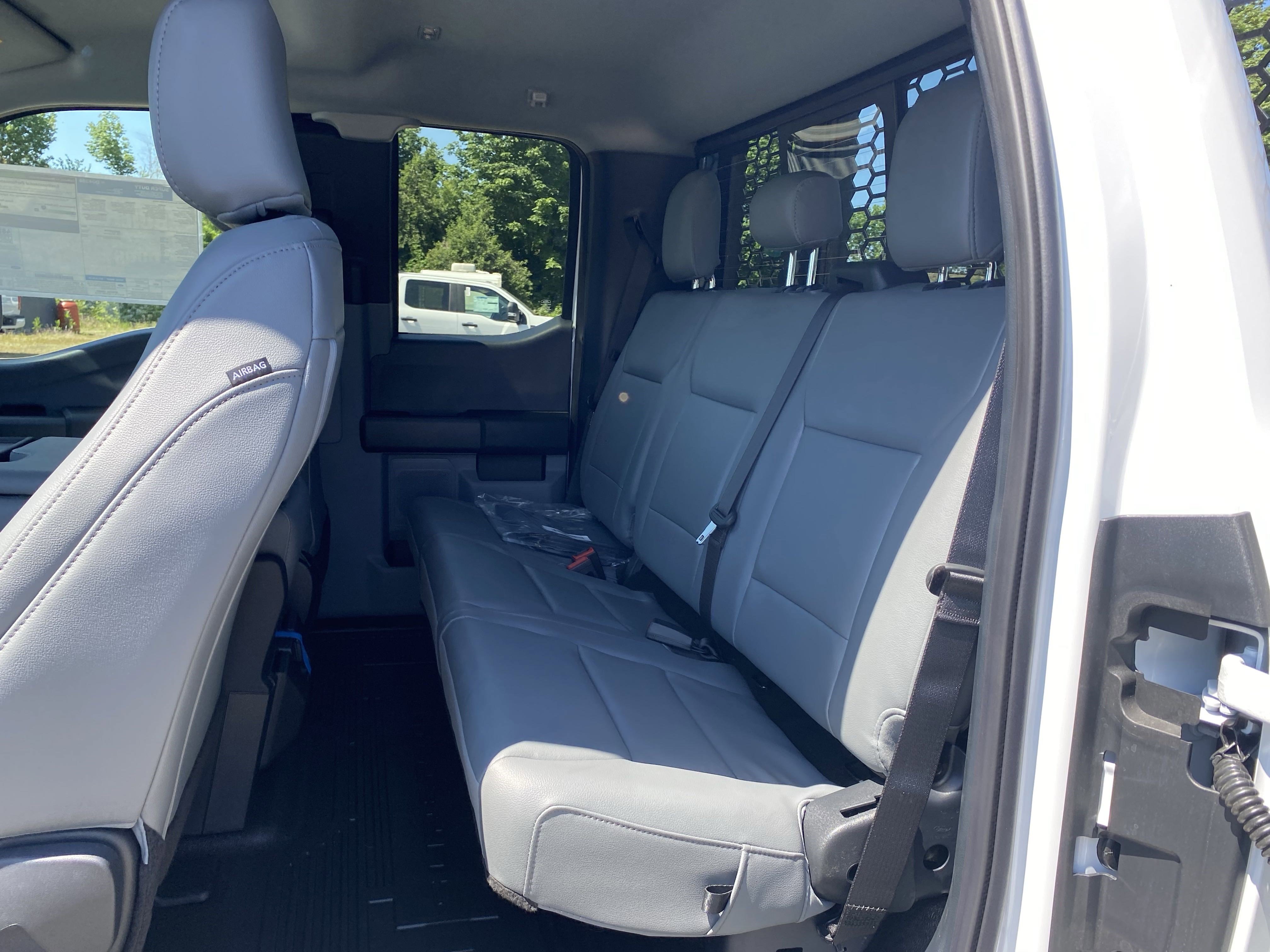 New 2025 Ford F350 XL w/ XL Chrome Package image 15