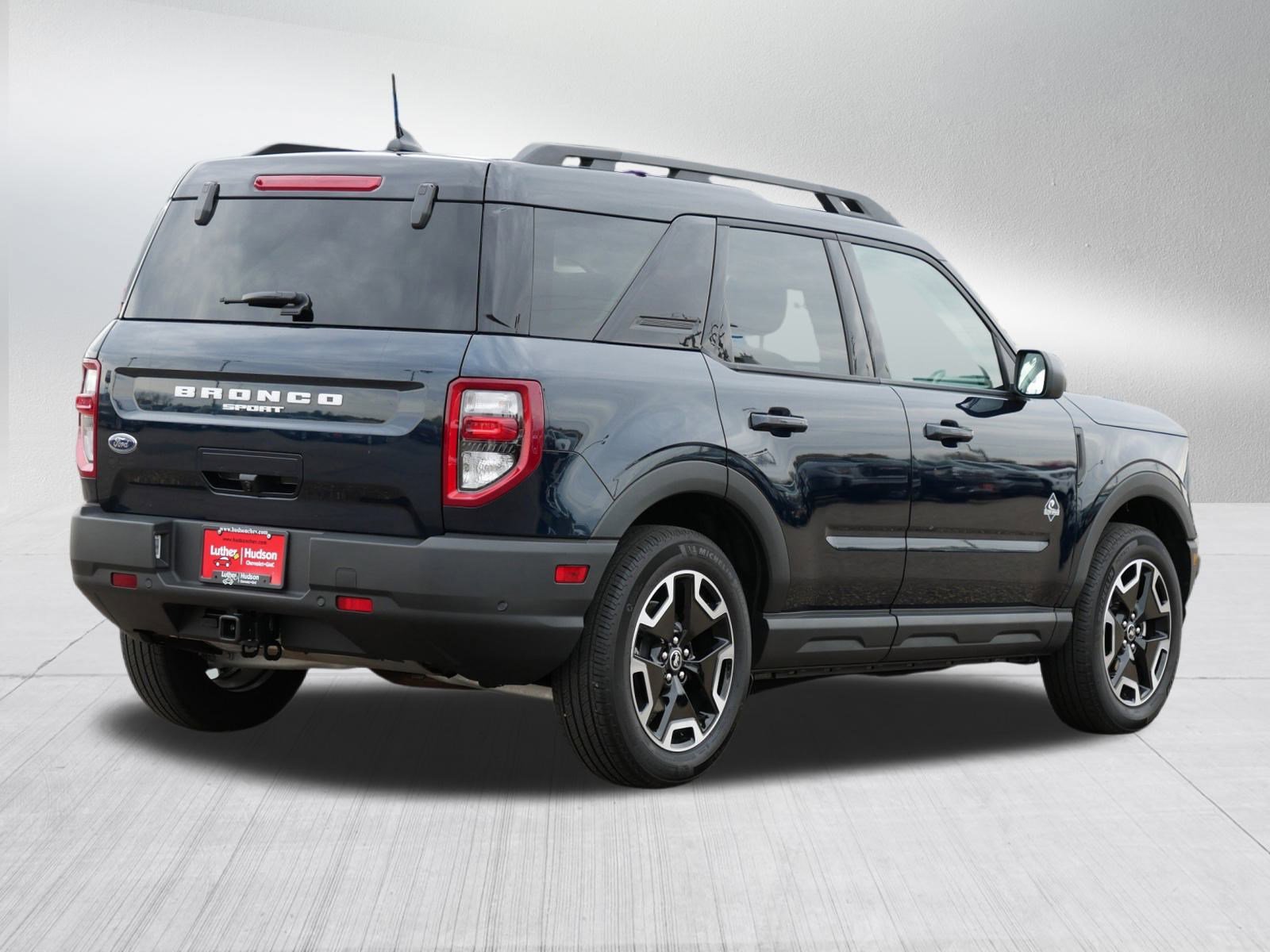 Used 2022 Ford Bronco Sport Outer Banks w/ Tech Package image 7