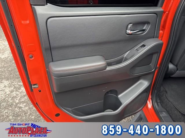 Used 2025 Nissan Frontier PRO-4X AWD/4WD image 14