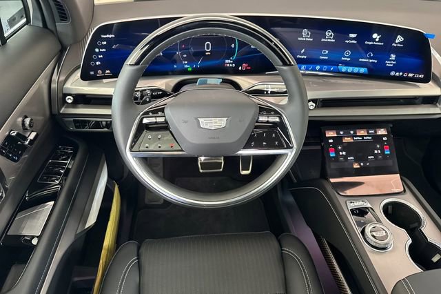 New 2026 Cadillac Vistiq Luxury w/ LPO, Floor Liner Package image 14