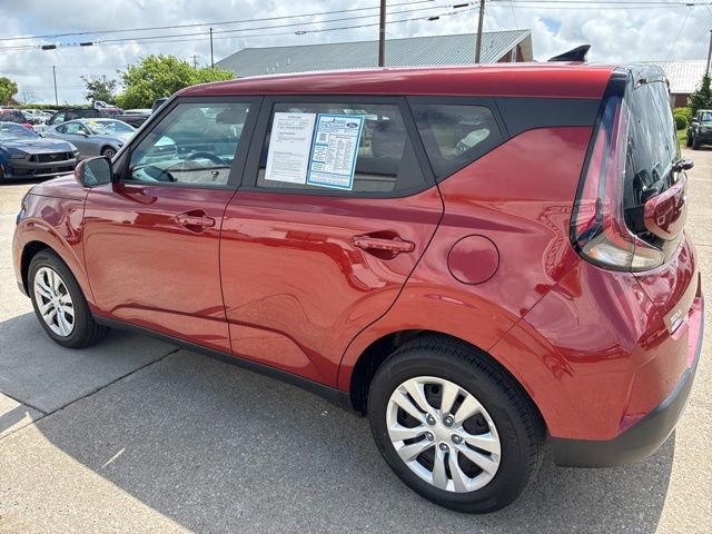 Used 2025 Kia Soul LX FWD image 5