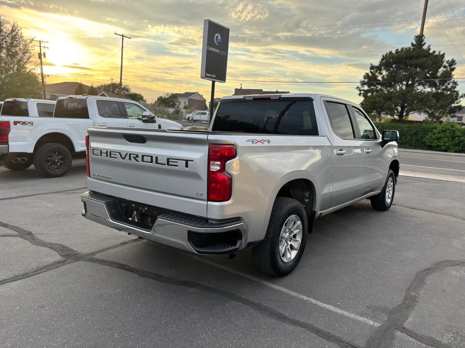 Used 2021 Chevrolet Silverado 1500 LT AWD/4WD image 5