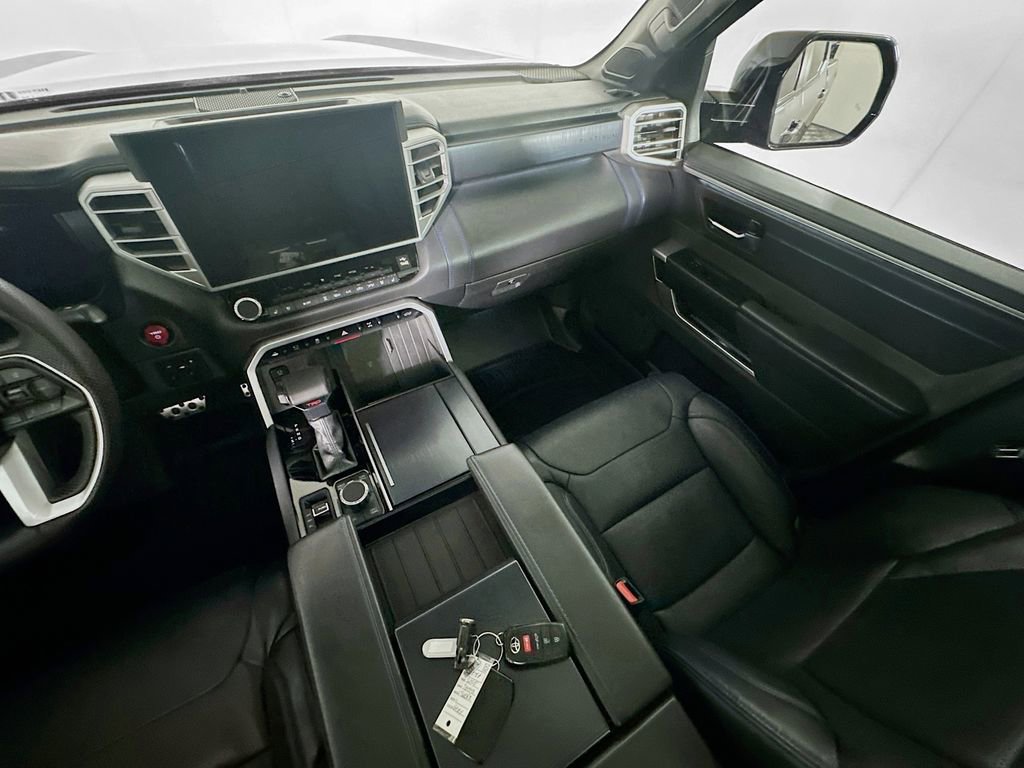 Used 2025 Toyota Tundra Platinum w/ TRD Off-Road Package image 11