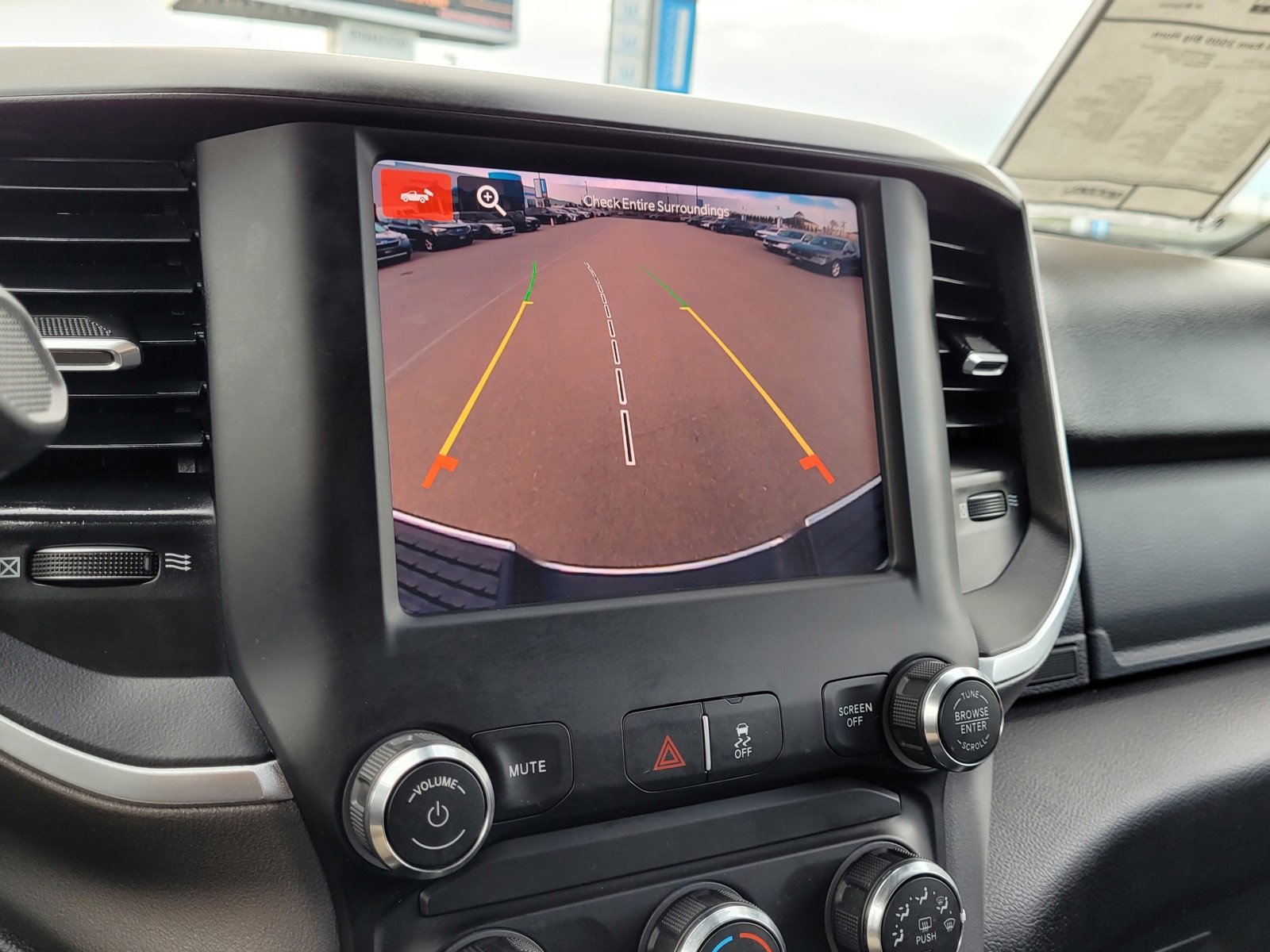 Used 2024 RAM 3500 Big Horn image 24