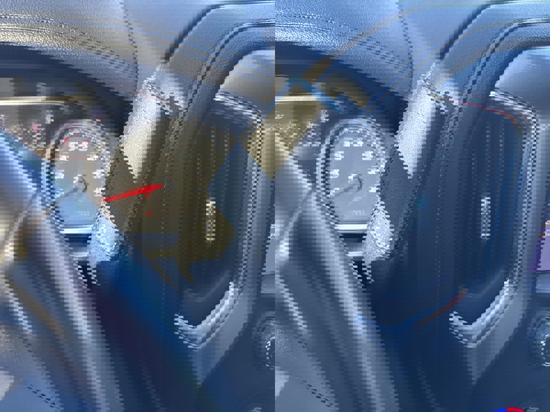 Used 2020 Chevrolet Silverado 2500 LTZ w/ LTZ Premium Package image 19