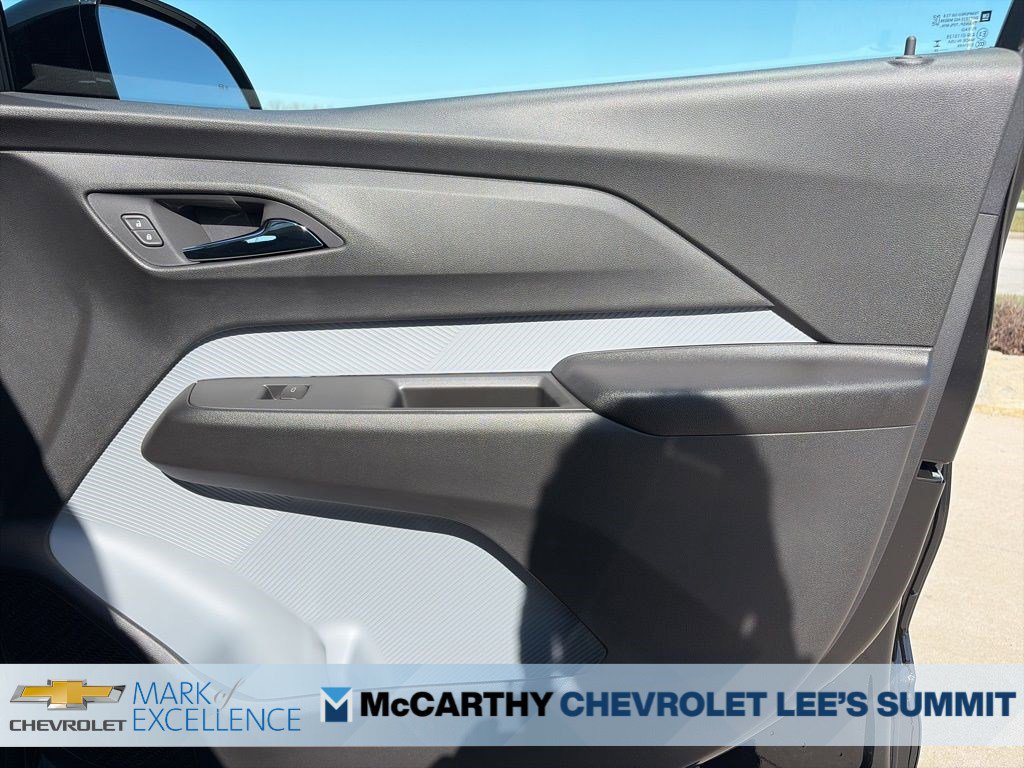 New 2027 Chevrolet Bolt RS w/ Technology Package image 28