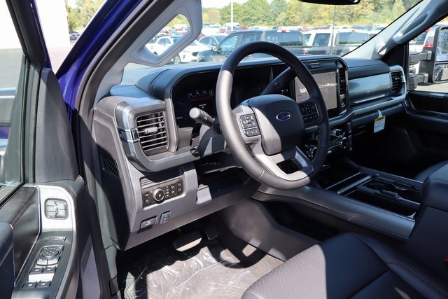 New 2026 Ford F350 Lariat w/ Lariat Ultimate Package image 4