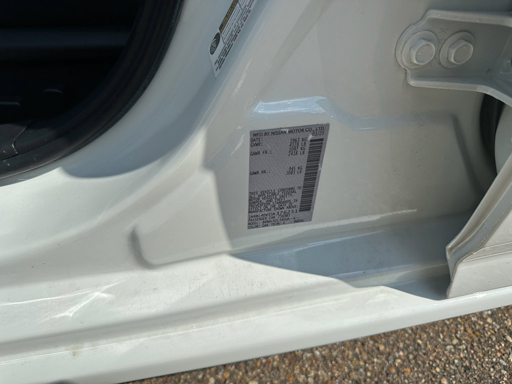 Used 2025 Nissan Altima 2.5 SV image 7