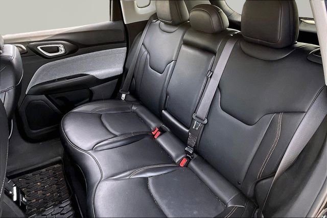 Used 2022 Jeep Compass Latitude w/ Sun and Sound Group image 16