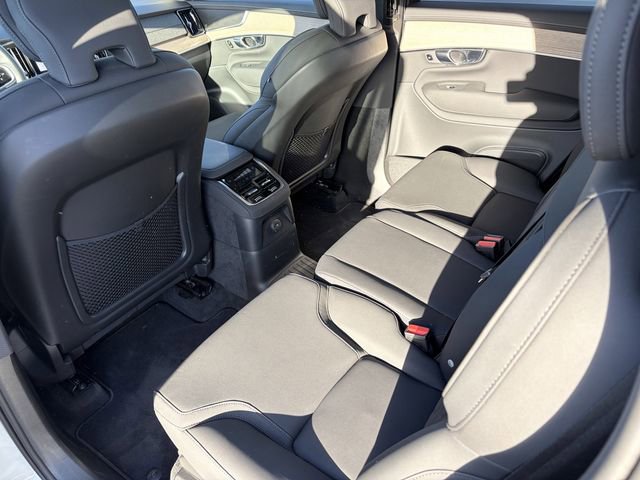 Used 2025 Volvo XC90 T8 Core w/ Protection Package Premier AWD/4WD image 11