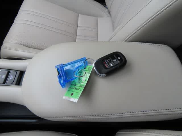 Certified 2024 Honda HR-V EX-L image 26