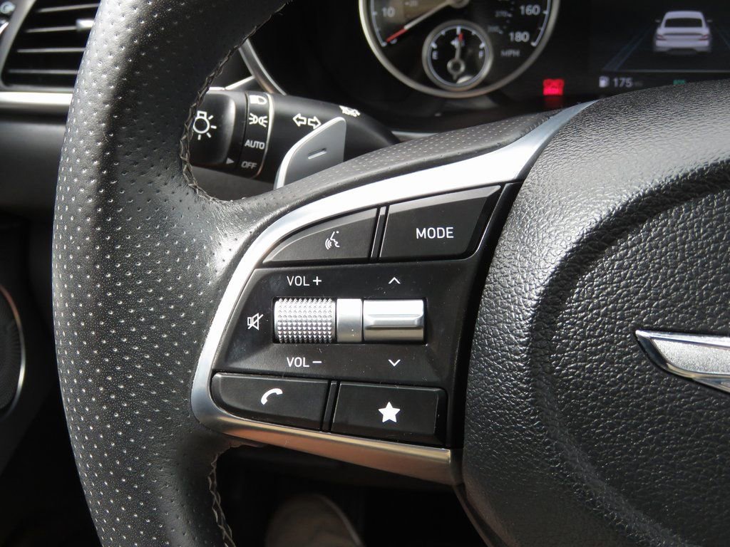 Used 2022 Genesis G70 2.0T w/ Prestige Package image 23