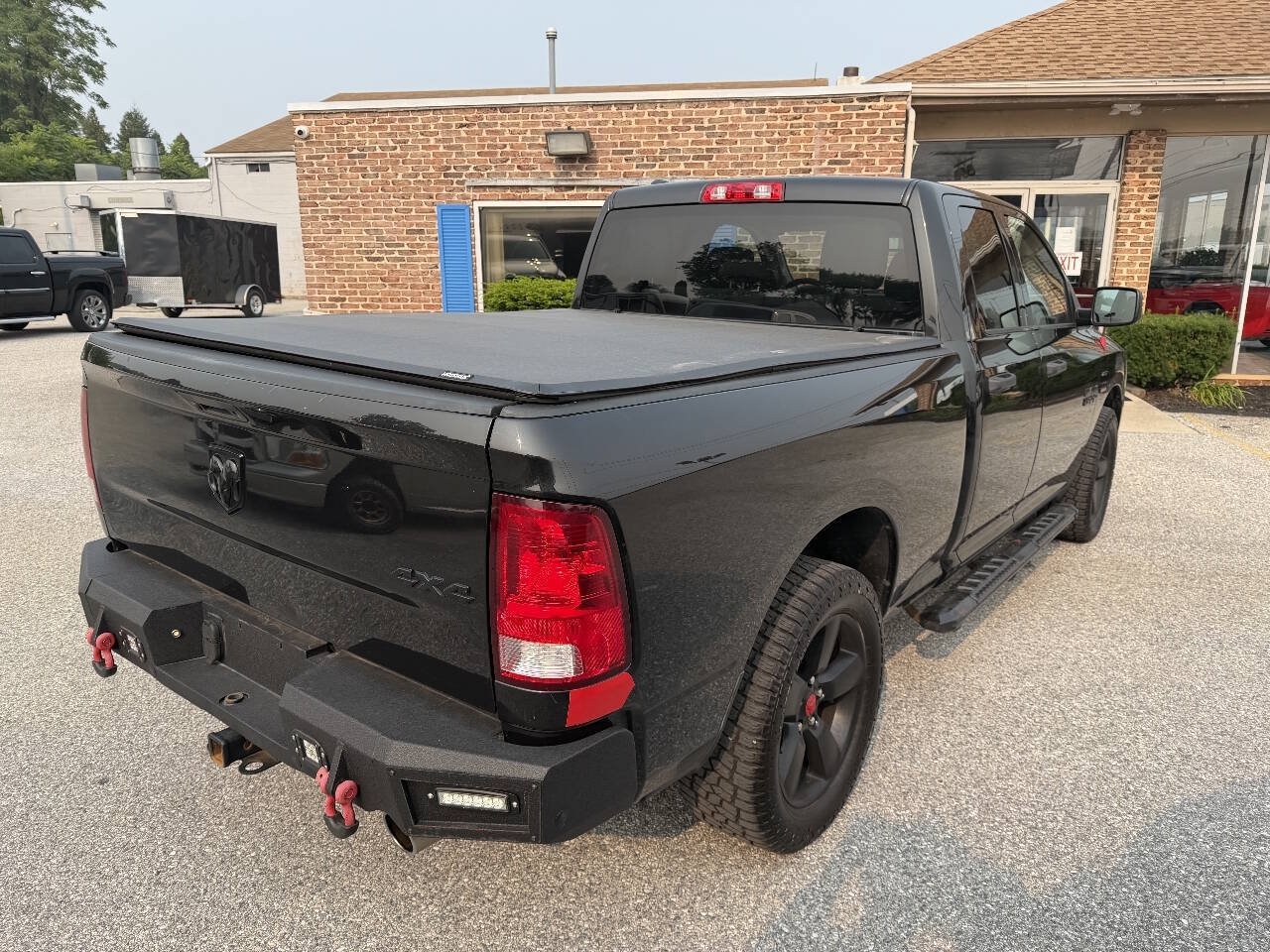 Used 2016 RAM 1500 Express w/ Black Ram 1500 Express Group AWD/4WD image 5