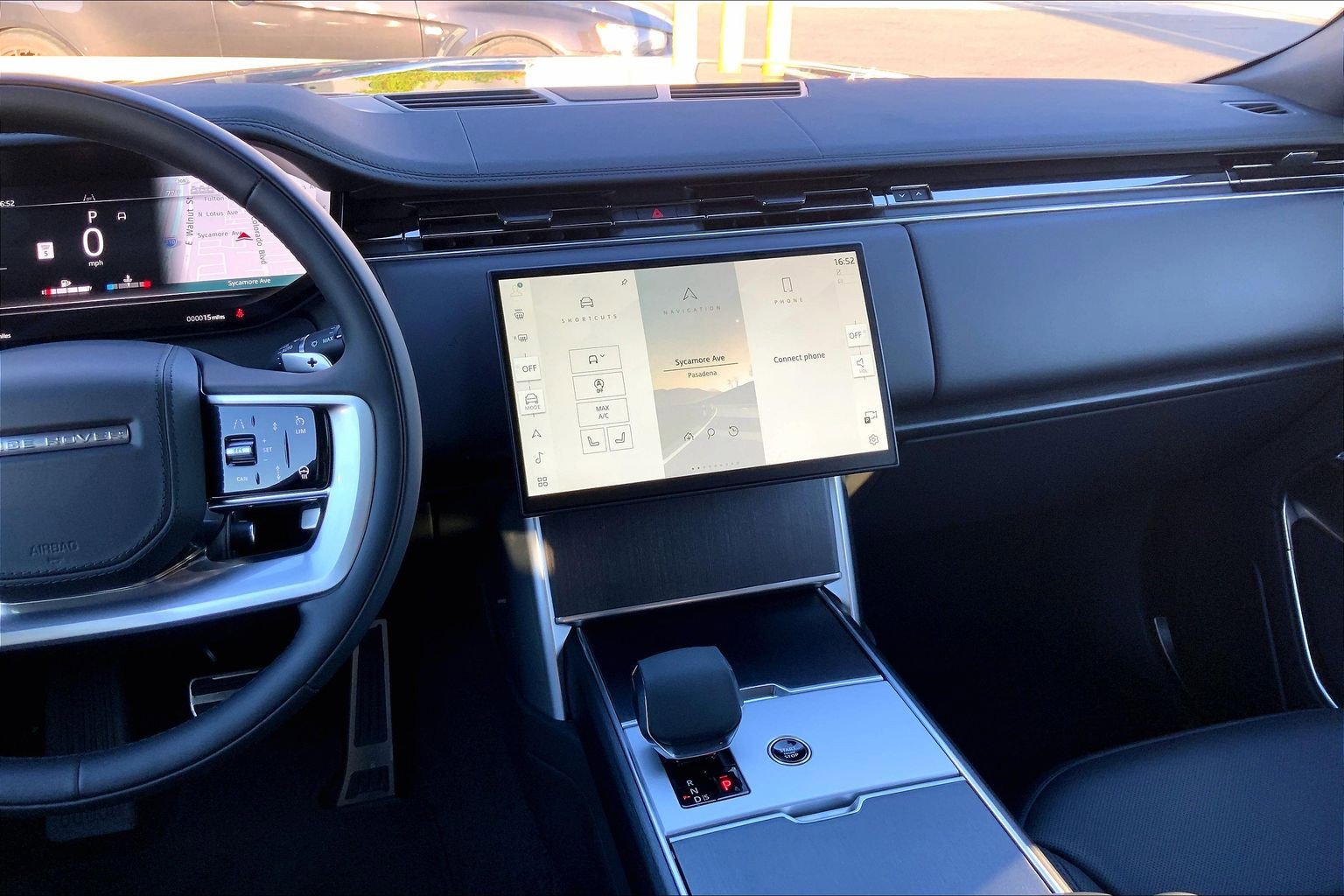 New 2026 Land Rover Range Rover SE AWD/4WD image 8