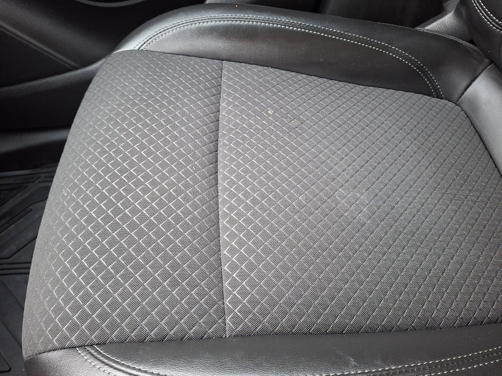 Used 2022 Buick Encore Preferred w/ Safety Package image 26