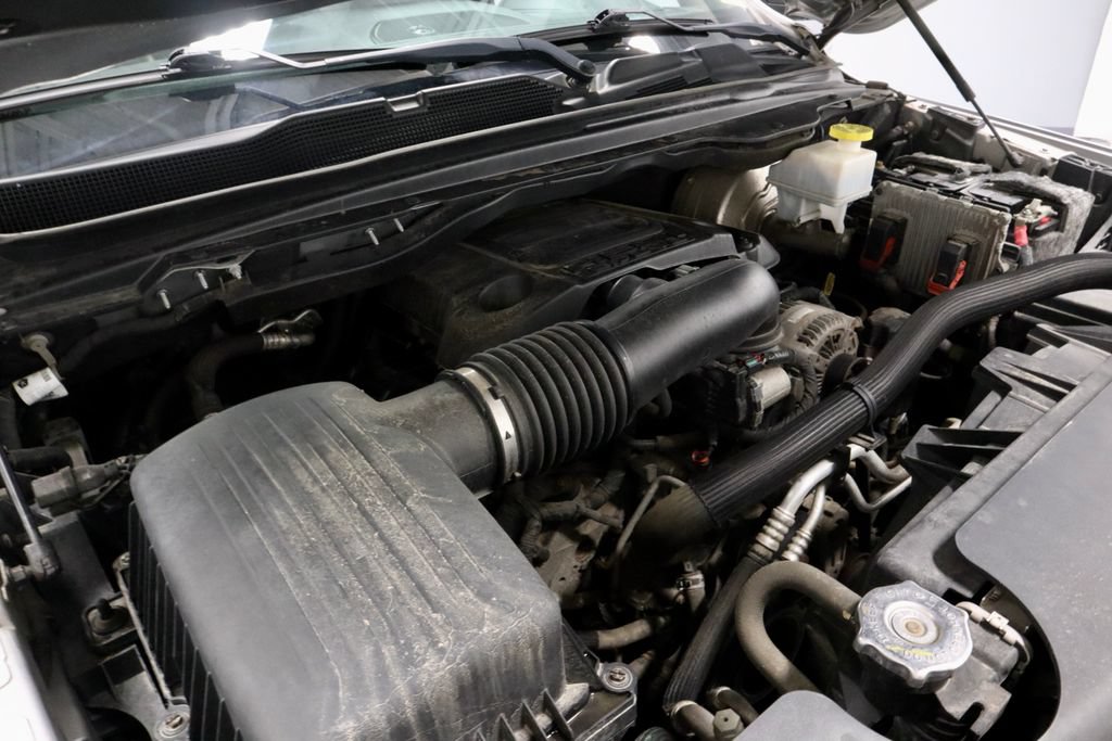 Used 2019 RAM 1500 Sport w/ Level 2 Equipment Group AWD/4WD image 17