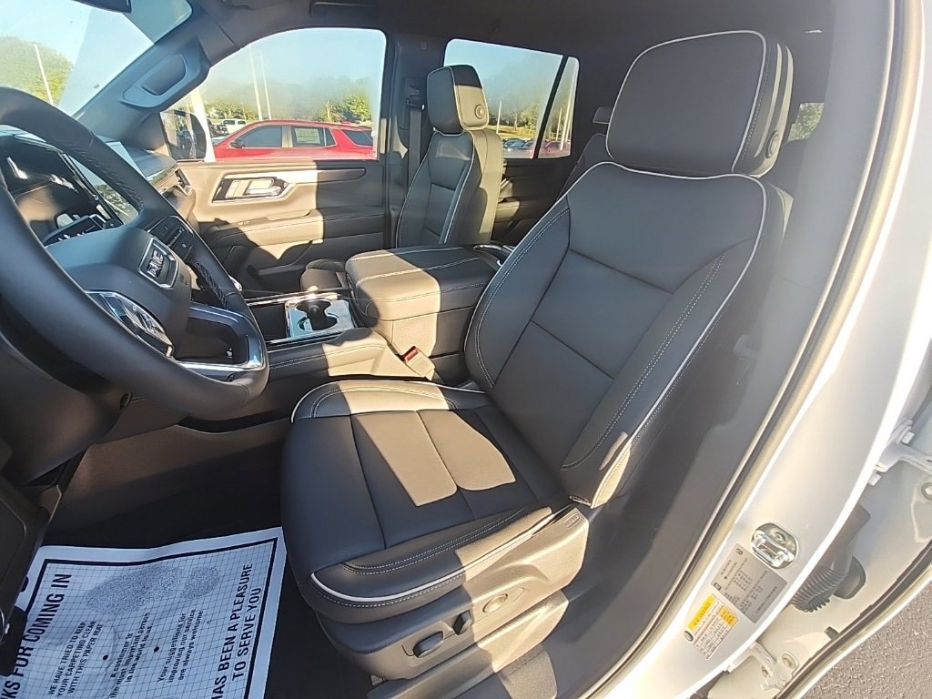 New 2026 GMC Yukon Elevation image 13