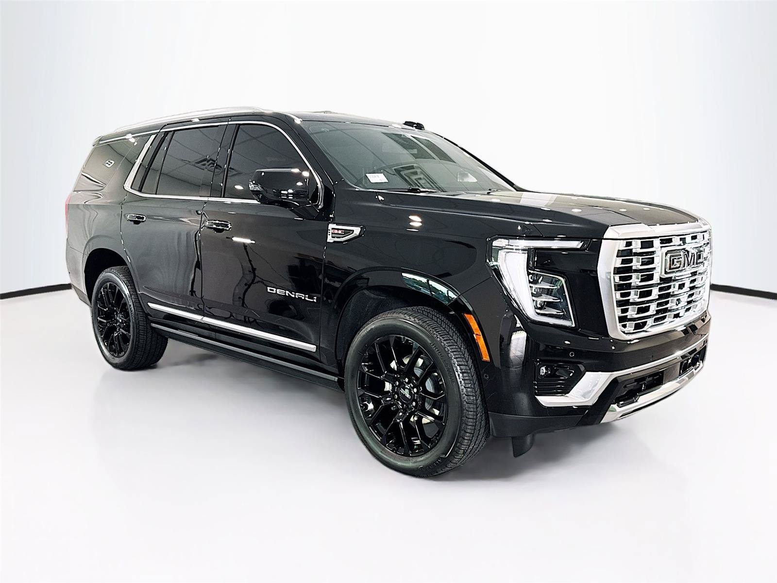 Used 2026 GMC Yukon Denali w/ Sun & Power Step Package AWD/4WD image 35