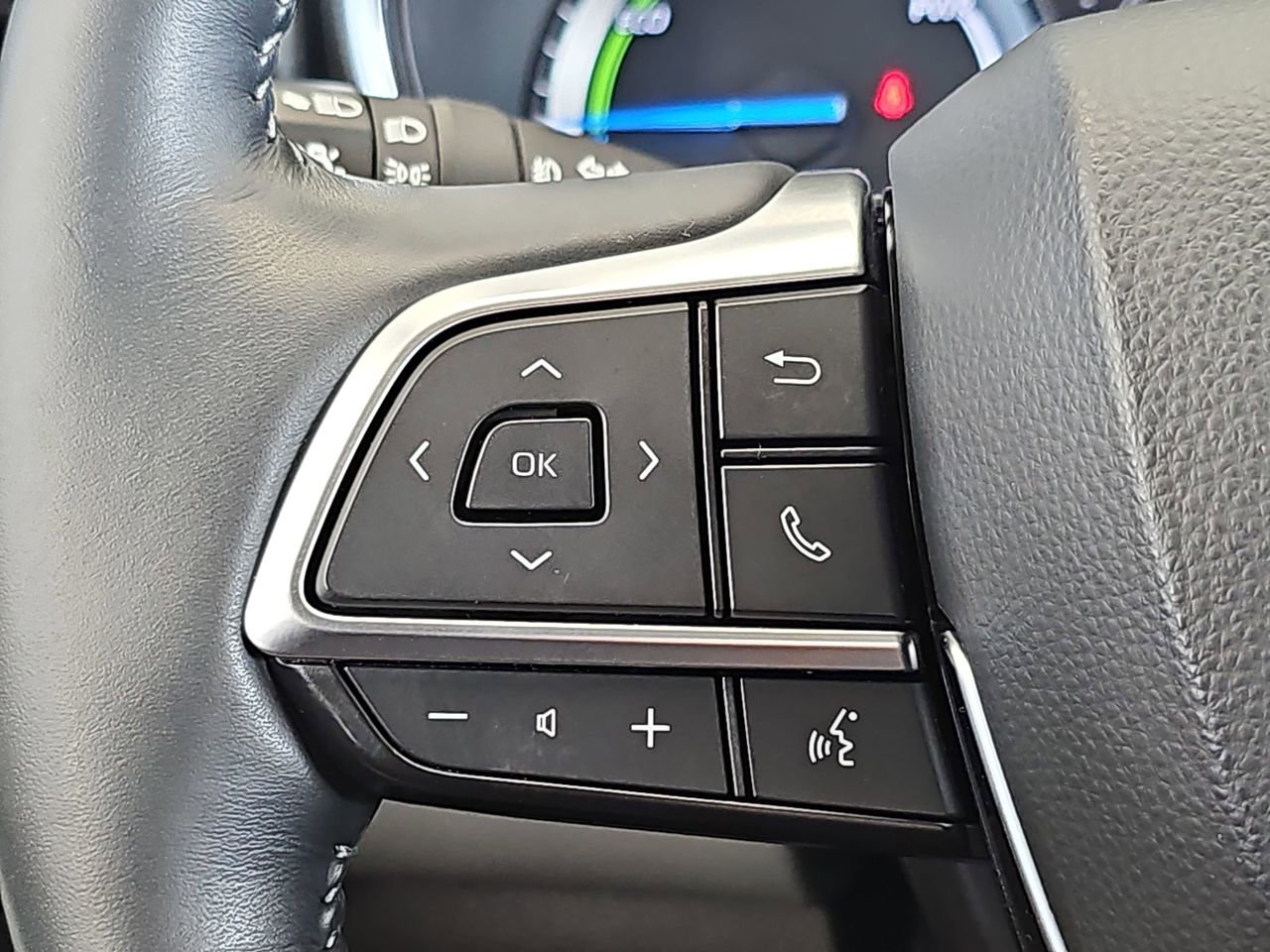 Used 2021 Toyota Highlander Limited image 23